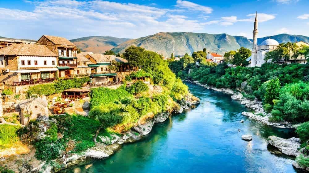 هل تحتاج البوسنة فيزا للسعوديين؟