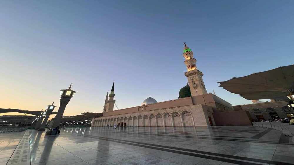 ساحة المسجد النبوي