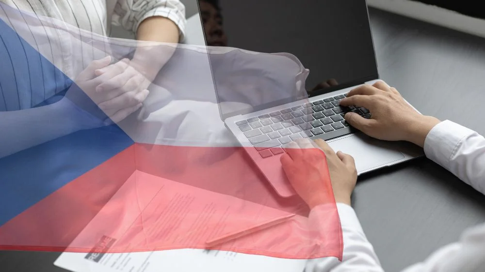 خطوات التقديم على فيزا شنغن التشيك