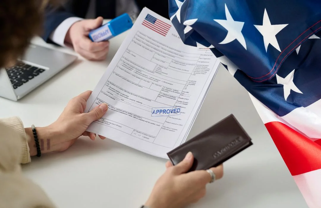 مكتب الفارس الدولي للحجز في السفارة الأمريكية